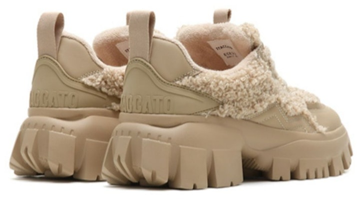 (W) Sneaker Pria Kulit Berbulu Staccato 'Klasik Fluff' ECE22CM2 Lookbook (W) Sneaker Pria Kulit Berbulu Staccato 'Klasik Fluff' ECE22CM2