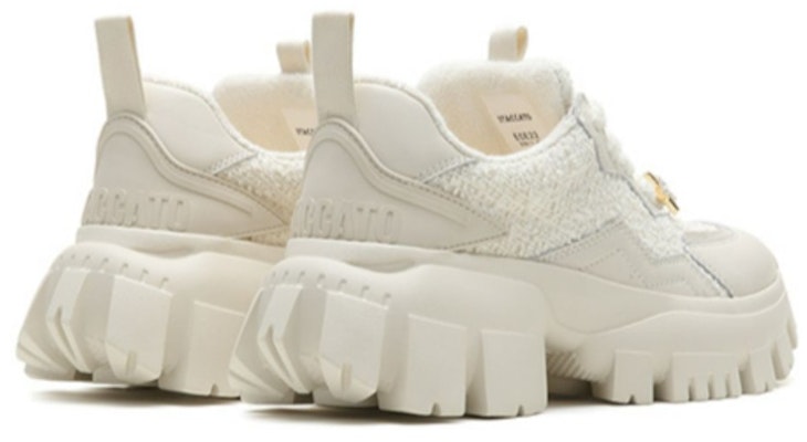 (W) Sneaker Pria Kulit Berbulu Staccato 'Klasik Fluff' ECE22CM2 Purchase (W) Sneaker Pria Kulit Berbulu Staccato 'Klasik Fluff' ECE22CM2