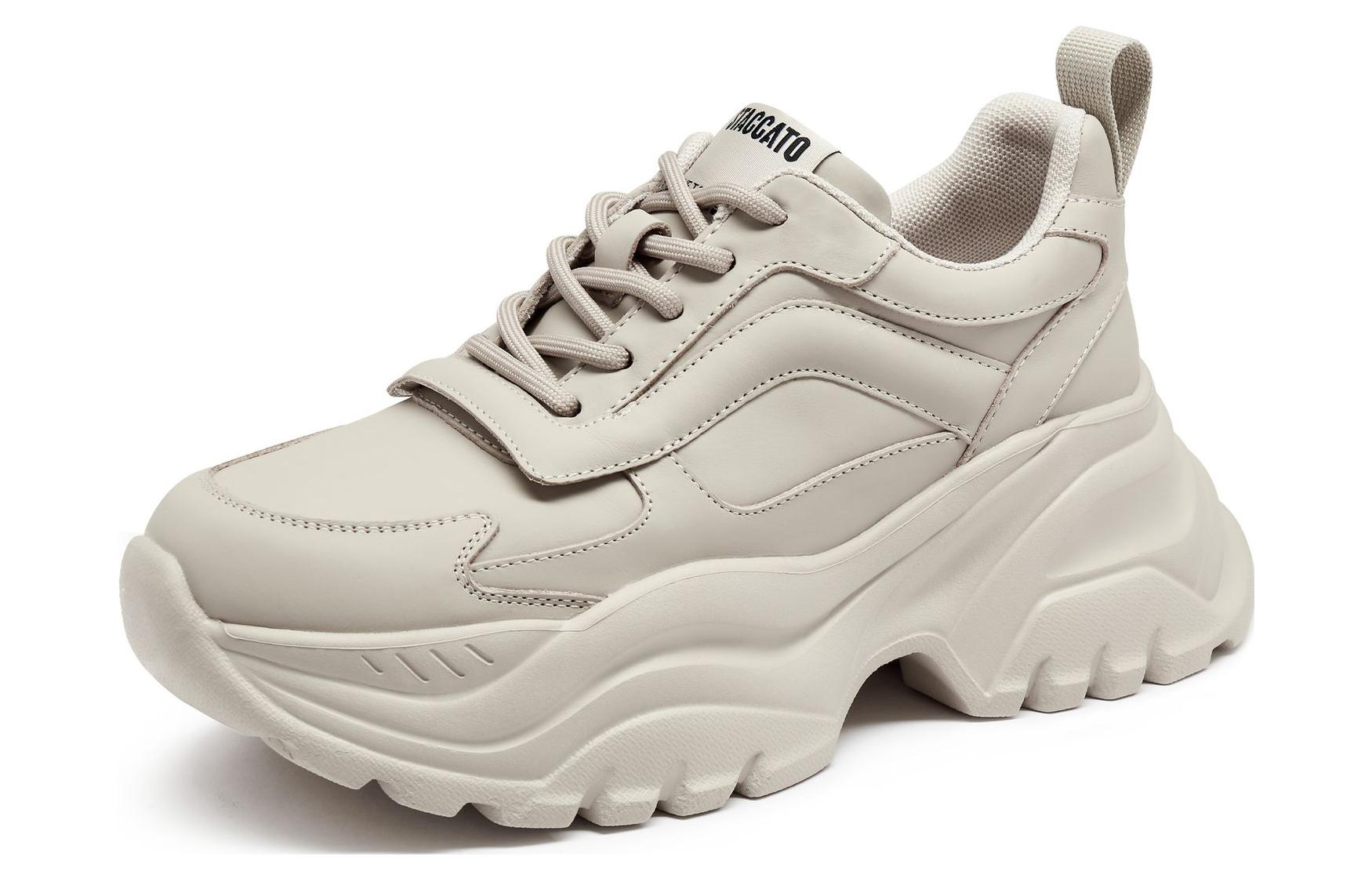 Sizing (W) Sepatu Kulit Low-Top Staccato 'Casual Dad' S3015CM3