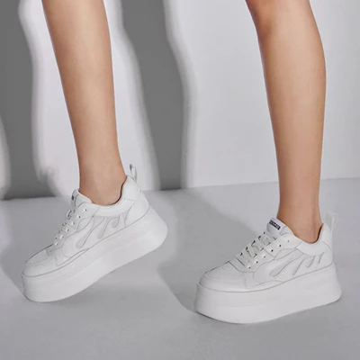 (Women) Staccato Leather Low-Top Platform Sneakers 'Versatile Casual' C2307CM3 4