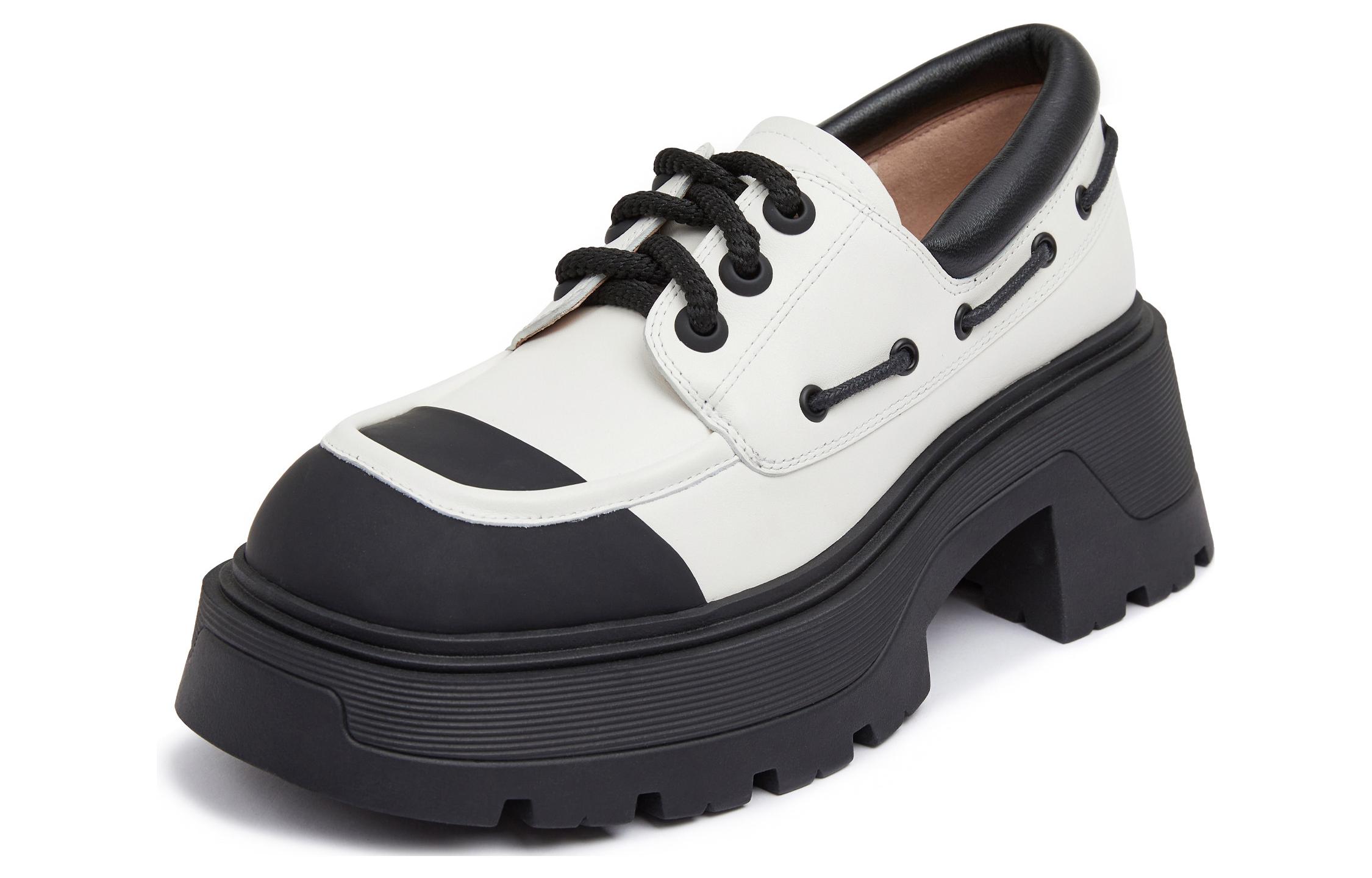 Order (W) Kasut Loafer Kulit Staccato Platform 'Retro Kembali ke Sekolah' S9952CM3