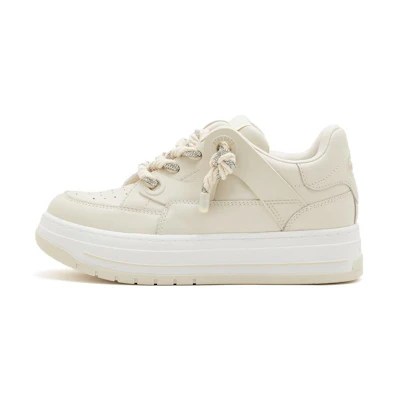 (W) Staccato Leather Round Toe Platform Sneakers 'Beige'