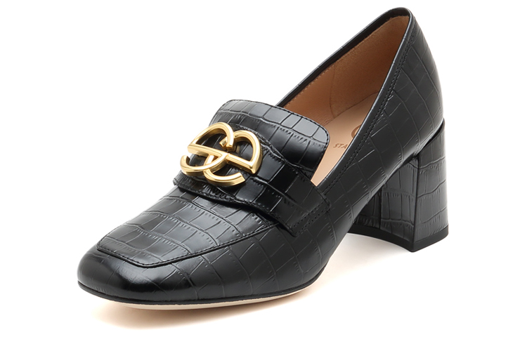 Lookbook (W) Staccato Loafer Tumit Tinggi 'Krim Hujung Petak dengan Gesper Logam - Hitam' SZPEBW03DU1CA1