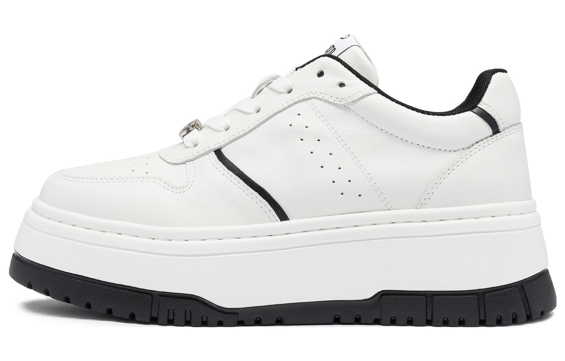 (W) Staccato Low Top Platform Sneakers 'Refreshing White'