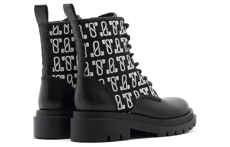 Shop Staccato 思加圖 英倫風 繫帶滿印馬丁靴 女款 黑色