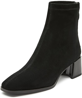 (W) Staccato Sepatu Boots Pendek Kulit Domba 'Simpel Komuter Resleting Belakang' S2573DD3 Shop (W) Staccato Sepatu Boots Pendek Kulit Domba 'Simpel Komuter Resleting Belakang' S2573DD3