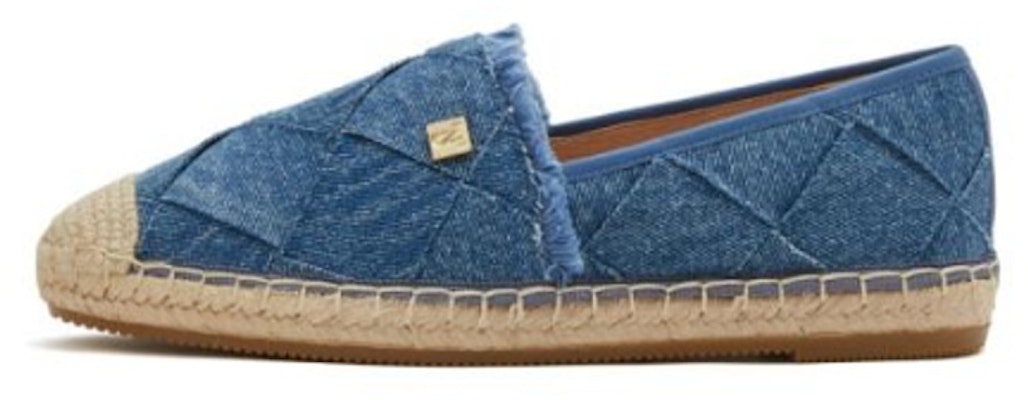 (W) Staccato Slip-On 'Kain Nelayan' 9UA21AA3 Details for (W) Staccato Slip-On 'Kain Nelayan' 9UA21AA3