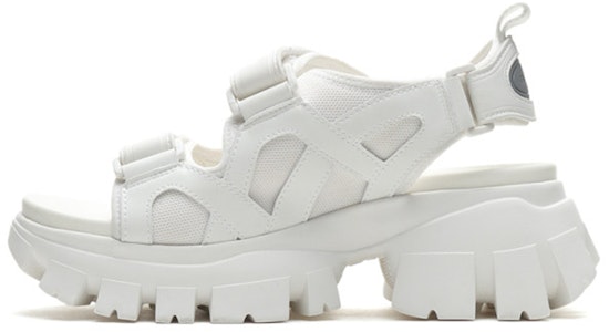 (W) 思加图厚底白色运动凉鞋 SZPEBK10DA1BL1 Buy (W) 思加图厚底白色运动凉鞋 SZPEBK10DA1BL1