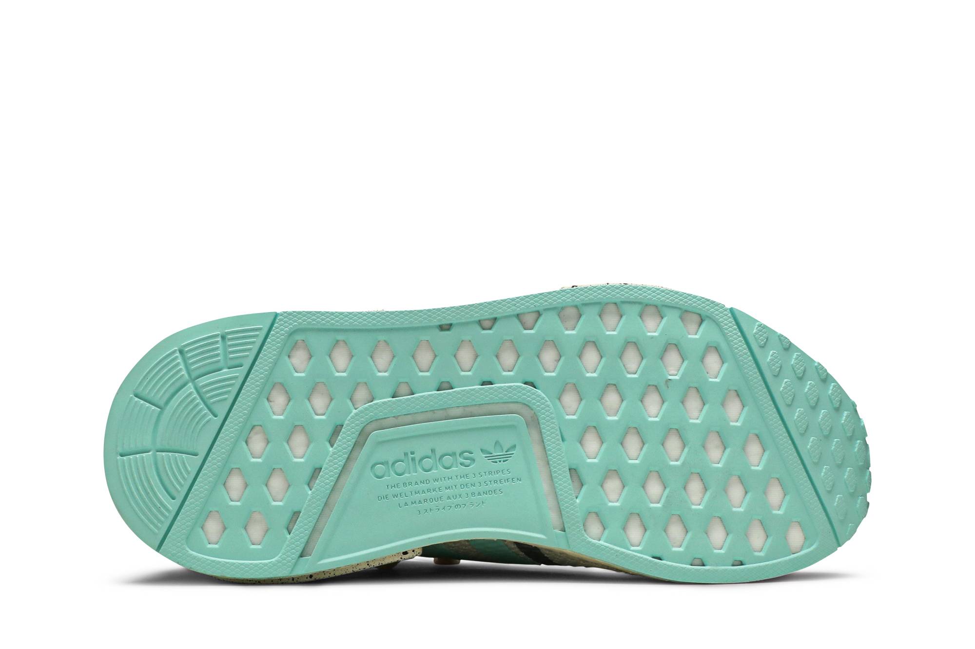 Shop (W) Star Wars x adidas NMD_R1 'El Niño - Encuentra tu Camino' GZ2758