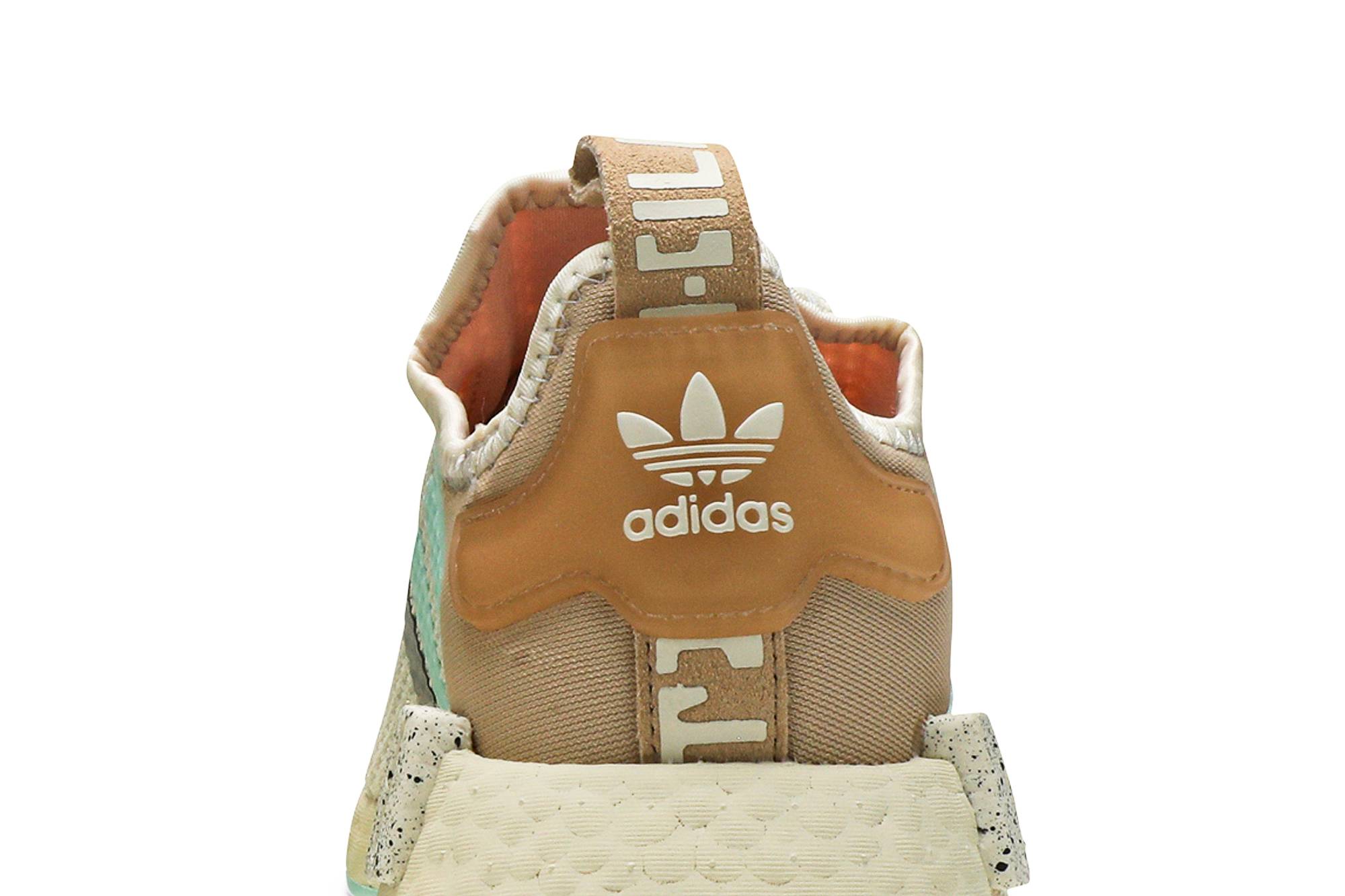 Sizing (W) Star Wars x adidas NMD_R1 'El Niño - Encuentra tu Camino' GZ2758