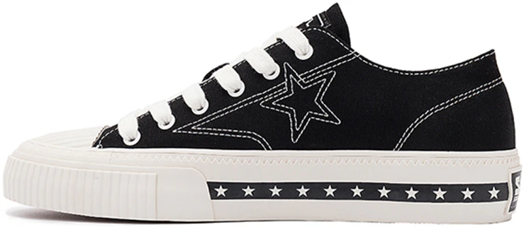 women-starter-canvas-low-black-embroidered-stars-stg-2-s6010-f-bk-01