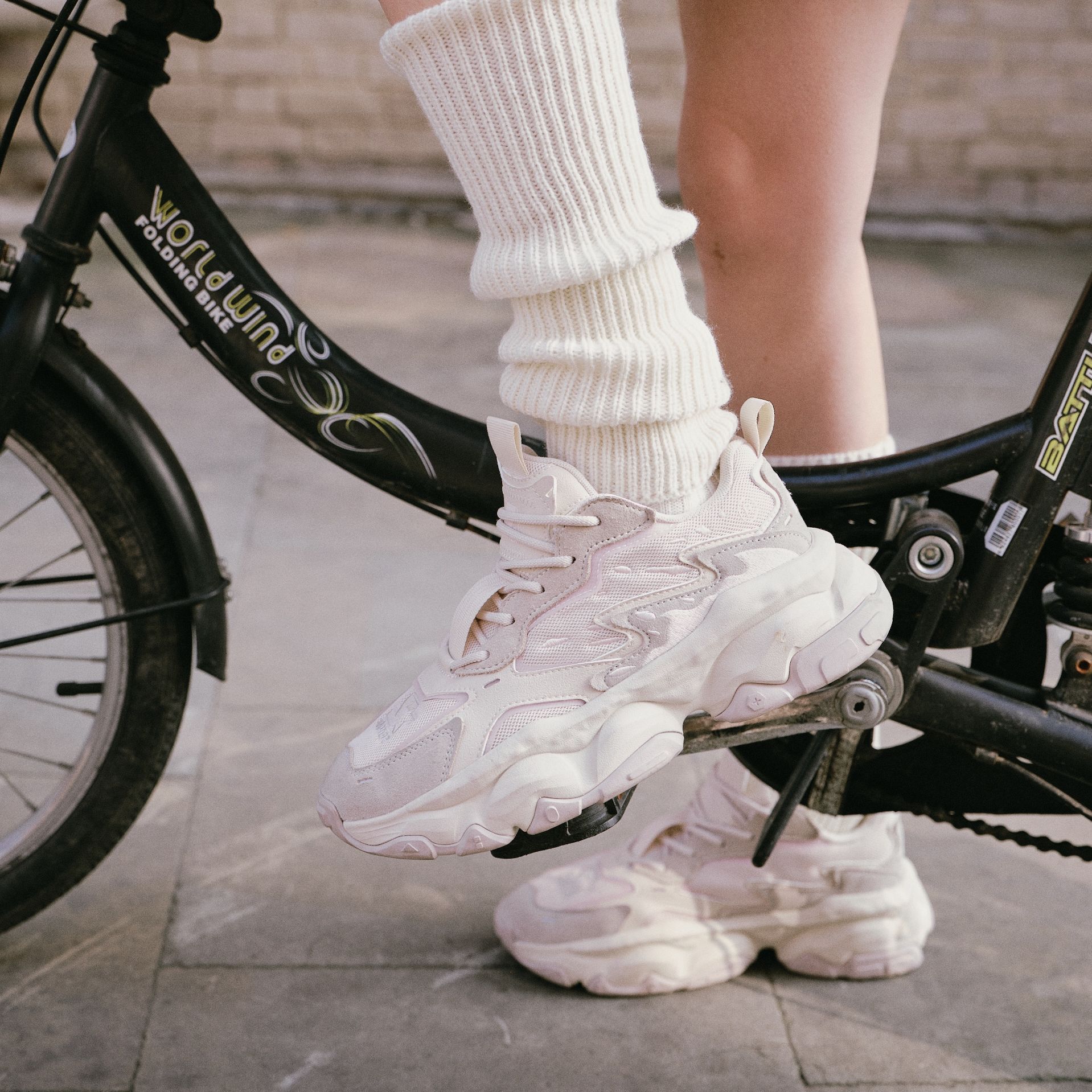 Sizing (Women) STARTER Thick-Soled Retro 'Dad Shoe' 'White and Grey' 'Lava Series' STI1S2002F-GY09