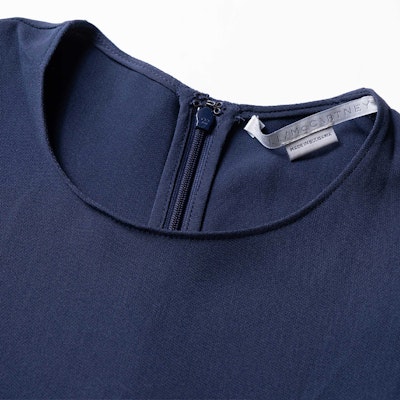 (W) Stella McCartney FW23 Gaun Mini Biru Navy Lengan Pendek dengan Zip Depan. 602911SCA06-4000 Purchase (W) Stella McCartney FW23 Gaun Mini Biru Navy Lengan Pendek dengan Zip Depan. 602911SCA06-4000