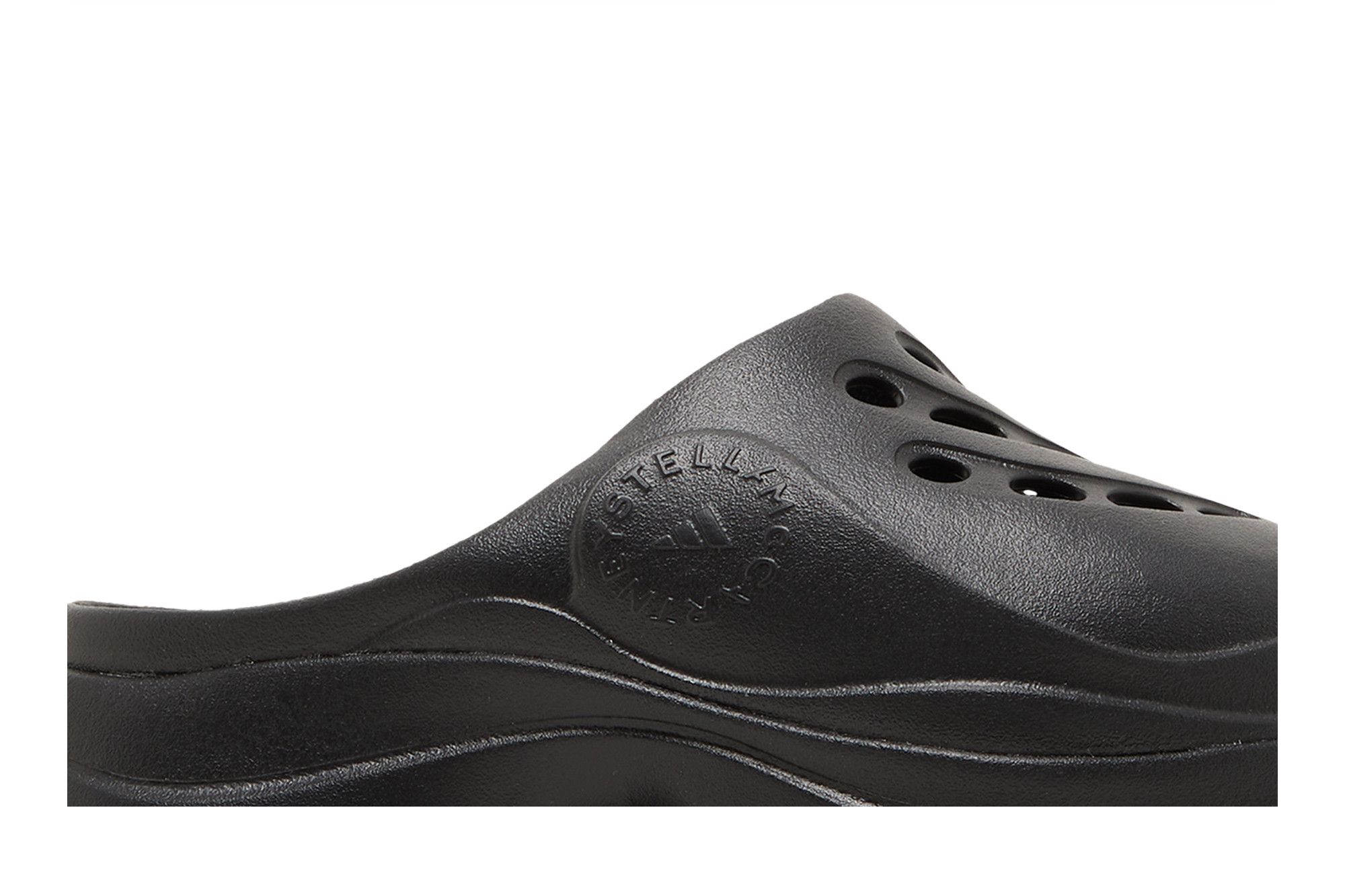 Lookbook (W) Sabot Stella McCartney x adidas ''Triple Black''. GW2050