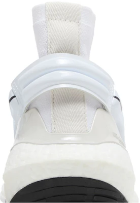 (W) Stella McCartney x adidas UltraBoost 22 ''Noir Core Blanc Nuage Light Onix'' GY6110 Sizing (W) Stella McCartney x adidas UltraBoost 22 ''Noir Core Blanc Nuage Light Onix'' GY6110