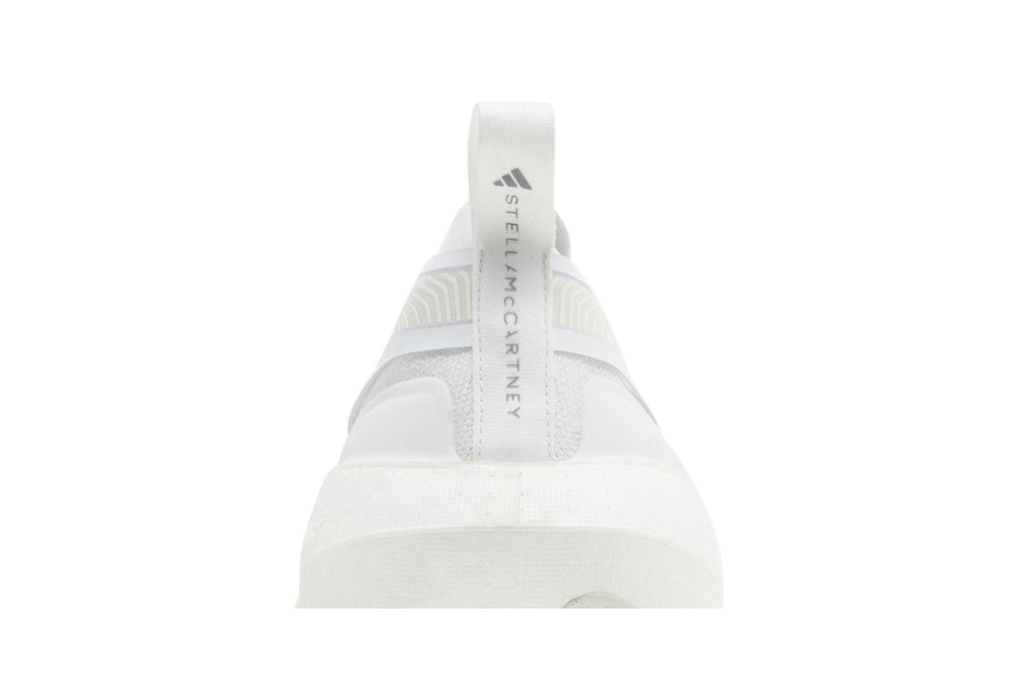 Sizing (W) Stella McCartney x adidas UltraBoost Light ''Wit Zwart'' HP6705