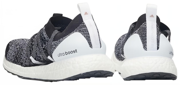 (W) Stella McCartney x adidas UltraBoost X 'Negro Blanco' BB5512 Lookbook (W) Stella McCartney x adidas UltraBoost X 'Negro Blanco' BB5512