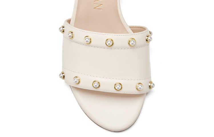 Details for (W) スチュアートワイツマン レザー ベージュ サンダル SW2205001-BEI