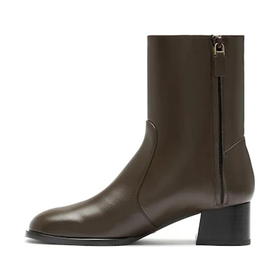 (W) Stuart Weitzman Leather Pointed Toe Block Heel Ankle Boot 'Brown'