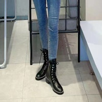 (W) スチュアート ワイツマン ソンドラ 「黒真珠」 SONDRASMOBLK Details for (W) スチュアート ワイツマン ソンドラ 「黒真珠」 SONDRASMOBLK