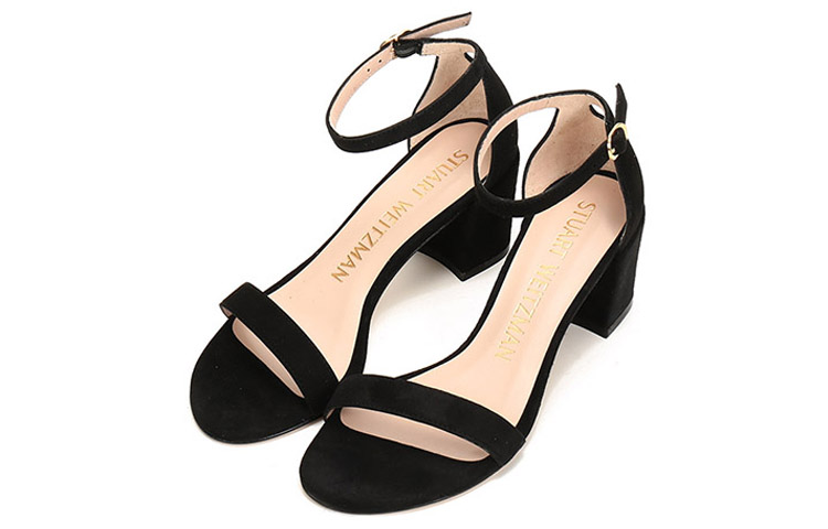 Lookbook (W) 스튜어트 와이츠먼 블랙 벨벳 청키 힐 샌들 SIMPLESUESUEDEBLACK