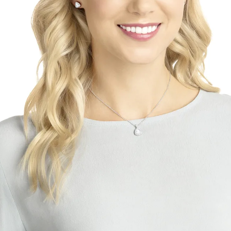 (Women) Swarovski Begin Triangle Earrings & Necklace Set Women’s Silver 5528938 圖 5