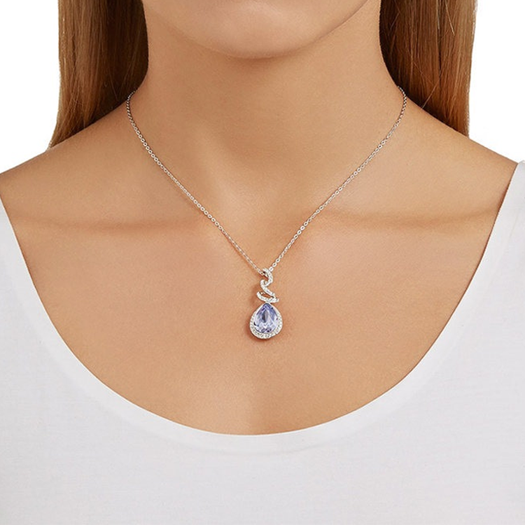 (Women) Swarovski Damask Teardrop Pendant Necklace Women’s Silver. 5182694 圖 3