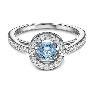 (Women) Swarovski Dancing Heart Crystal 125th Anniversary Ring. 5537793