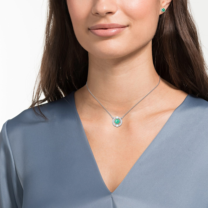 (Women) Swarovski Dancing Heart Green Jewelry Set - Necklace & Earrings for Women. 5516965 圖 4