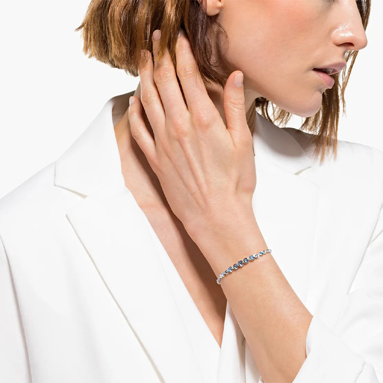 (Women) Swarovski Emily Gradient Adjustable Alloy Bracelet Blue for Women. 5562130 圖 5