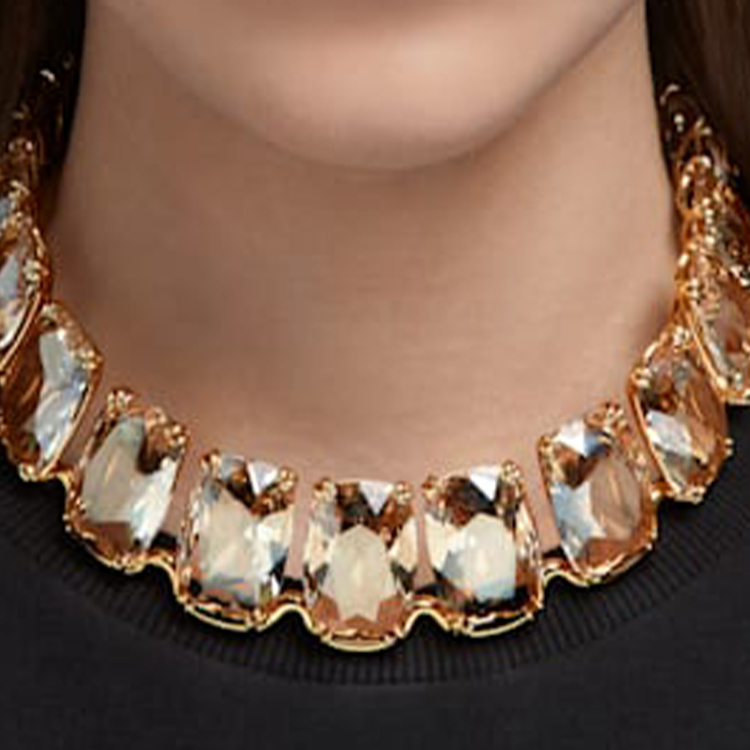 Lookbook (W) 施華洛世奇 Harmonia 特大黃水晶金色項鍊 女款 5616516