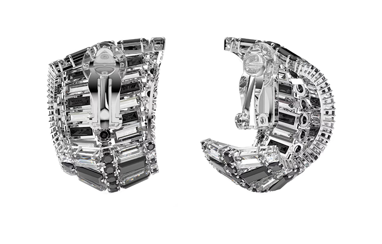 (Women) Swarovski Hyperbola Series Rhodium-Plated Elegant Fashionable  Earrings. 5615324