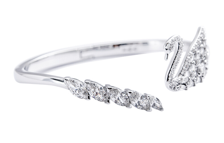 (Women) Swarovski Swan Lake Silver Crystal Swan Rhodium-Plated  Bangle Bracelet. 5231330 圖 5