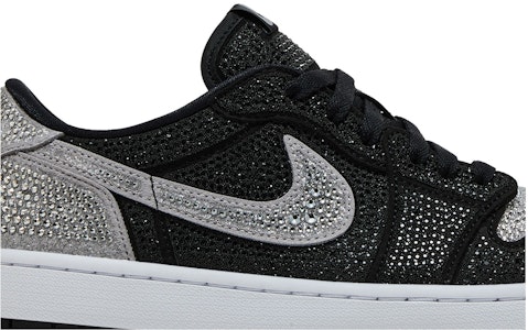 (W) (女性用)スワロフスキー x エア ジョーダン 1 ロー OG 'ステルス' HM9208-001 HM9208-001 Order (W) (女性用)スワロフスキー x エア ジョーダン 1 ロー OG 'ステルス' HM9208-001 HM9208-001