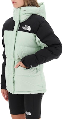 (W) 北面1994系列拼色连帽羽绒服绿色 NF0A4R2W-LGO Lookbook (W) 北面1994系列拼色连帽羽绒服绿色 NF0A4R2W-LGO