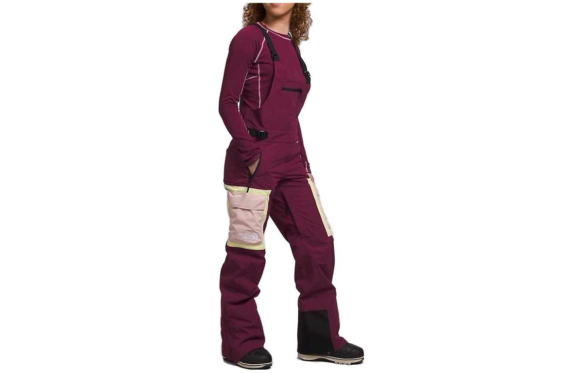 Shop (W) The North Face Celana Panjang Bib Merah dengan Tali Bahu Ganda. NF0A82VX-I0H