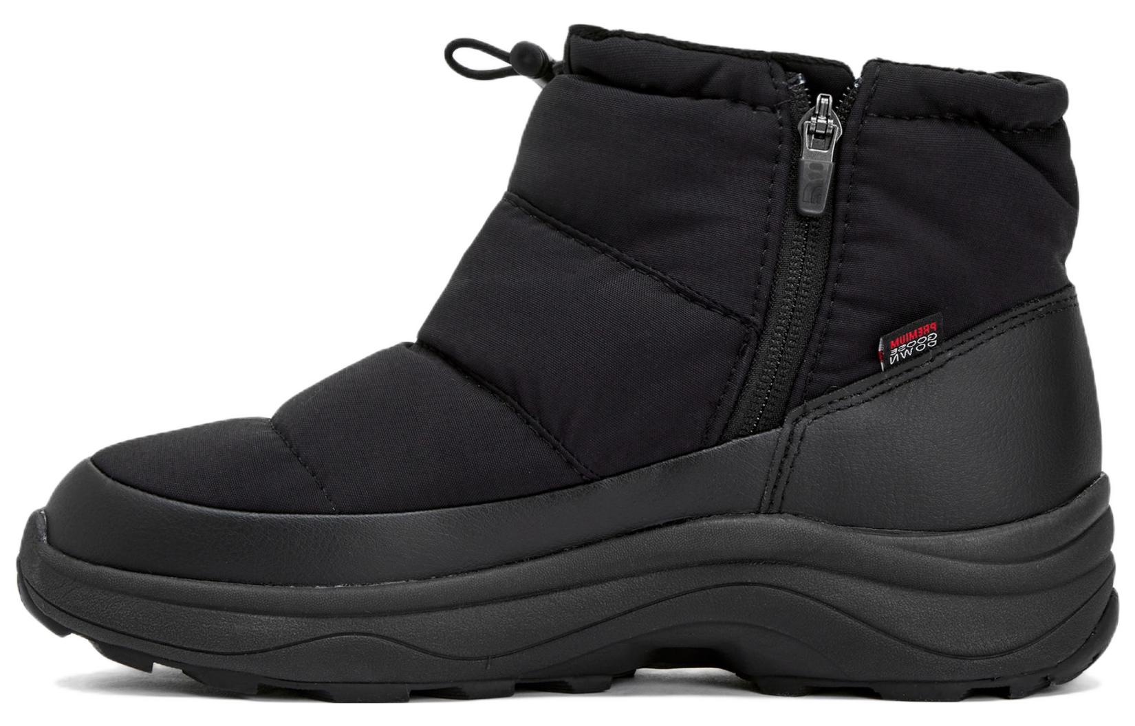 (W) The North Face Bootie Cuff Short 'Black'