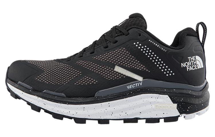 (W) The North Face Low-Top Running Shoe 'Black'