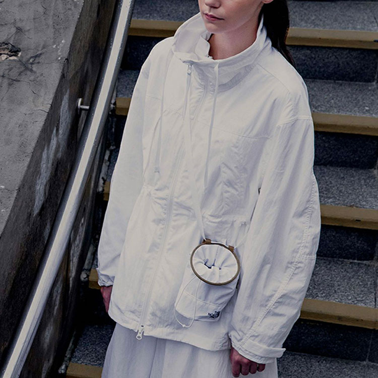 (Women) TNF Urban Exploration White Windproof Adjustable Jacket NF0A5JUU-FN4 圖 4