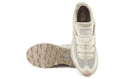 (Women) The North Face Vectiv Taraval Track Shoes 'Grey Beige'