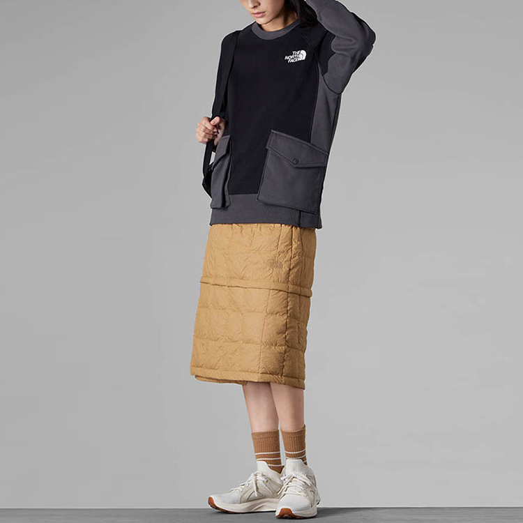 Lookbook (W) The North Face x Urban Exploration 拼色口袋黑色衛衣 NF0A83QB-KT0