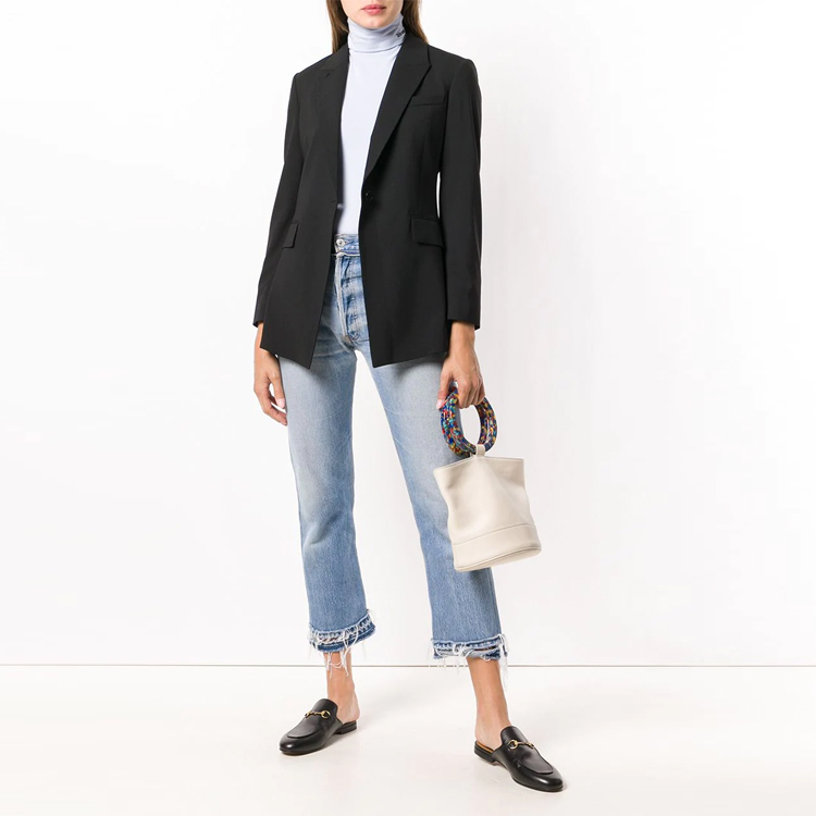 Lookbook (W) THEORY Blazer Hitam Solid Butang Tunggal H0101113