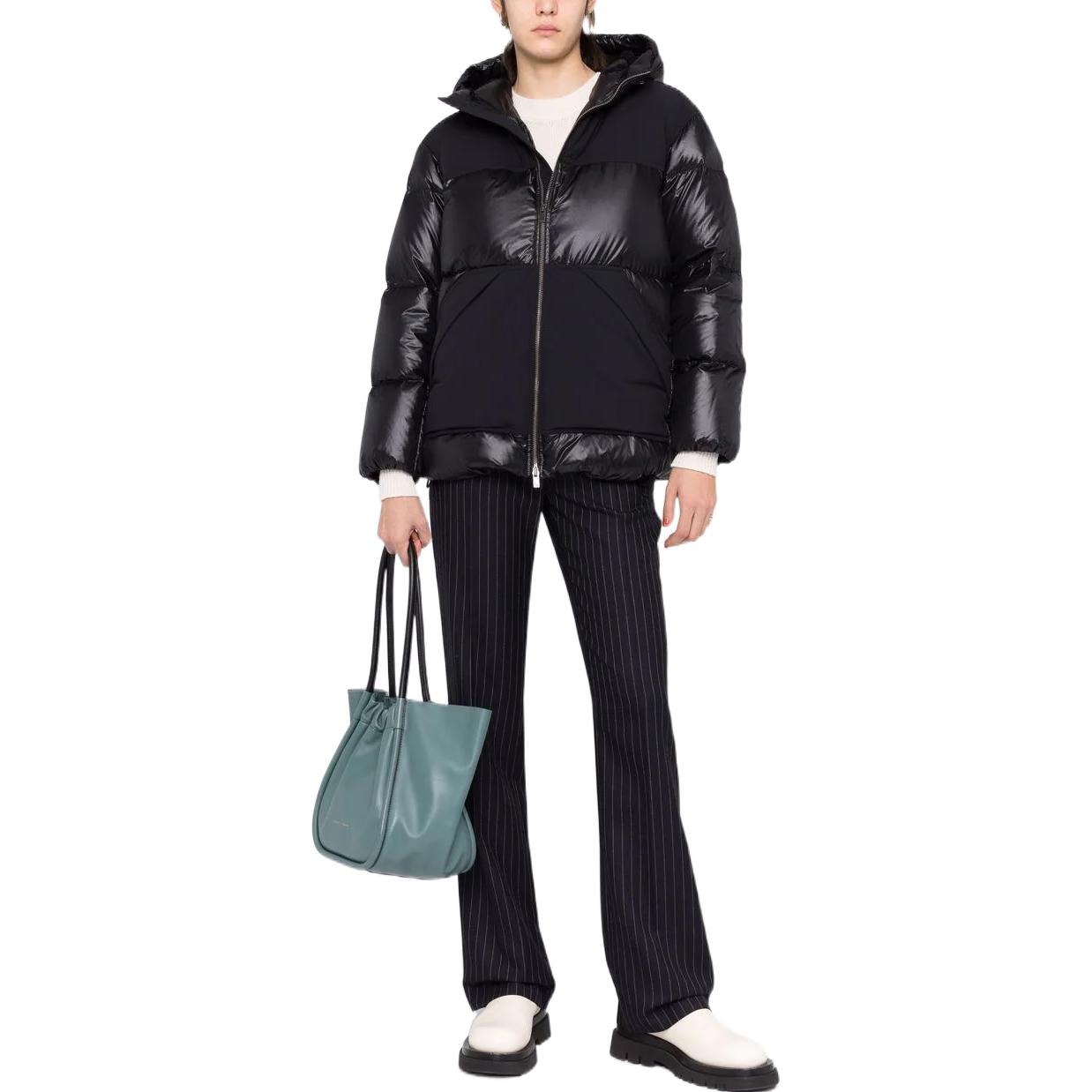 Lookbook (W) THEORY FW22 Jaket Hitam Tebal Hoodie Lengan Panjang Regular Fit L0807414