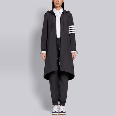 (W) 톰 브라운 4-바 스트라이프 니트 스웻팬츠 차콜 그레이 FJQ041A-06230-015 Shop (W) 톰 브라운 4-바 스트라이프 니트 스웻팬츠 차콜 그레이 FJQ041A-06230-015