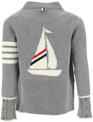 (W) THOM BROWNE Cárdigan Gris Clásico 4-Bar Cuello V Otoño Invierno. FKC520A-Y1029-055 Lookbook (W) THOM BROWNE Cárdigan Gris Clásico 4-Bar Cuello V Otoño Invierno. FKC520A-Y1029-055