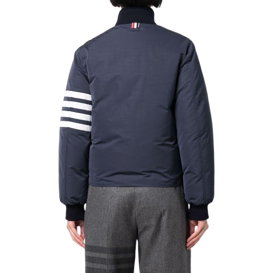 Shop (W) Thom Browne 經典四條杠單排扣西裝外套 海軍藍 FW22 FBD042X-F0038-415