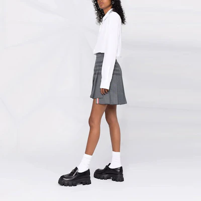 (W) 톰 브라운 하이웨이스트 플리츠 미니스커트 그레이 4바 여름 캐주얼. FGC402A-04346-035 Purchase (W) 톰 브라운 하이웨이스트 플리츠 미니스커트 그레이 4바 여름 캐주얼. FGC402A-04346-035