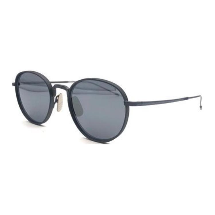 Order (W) Gafas de sol ovaladas negras Thom Browne con diseño de patillas de color sólido. UES119AG0001004BLACKCHARCOAL