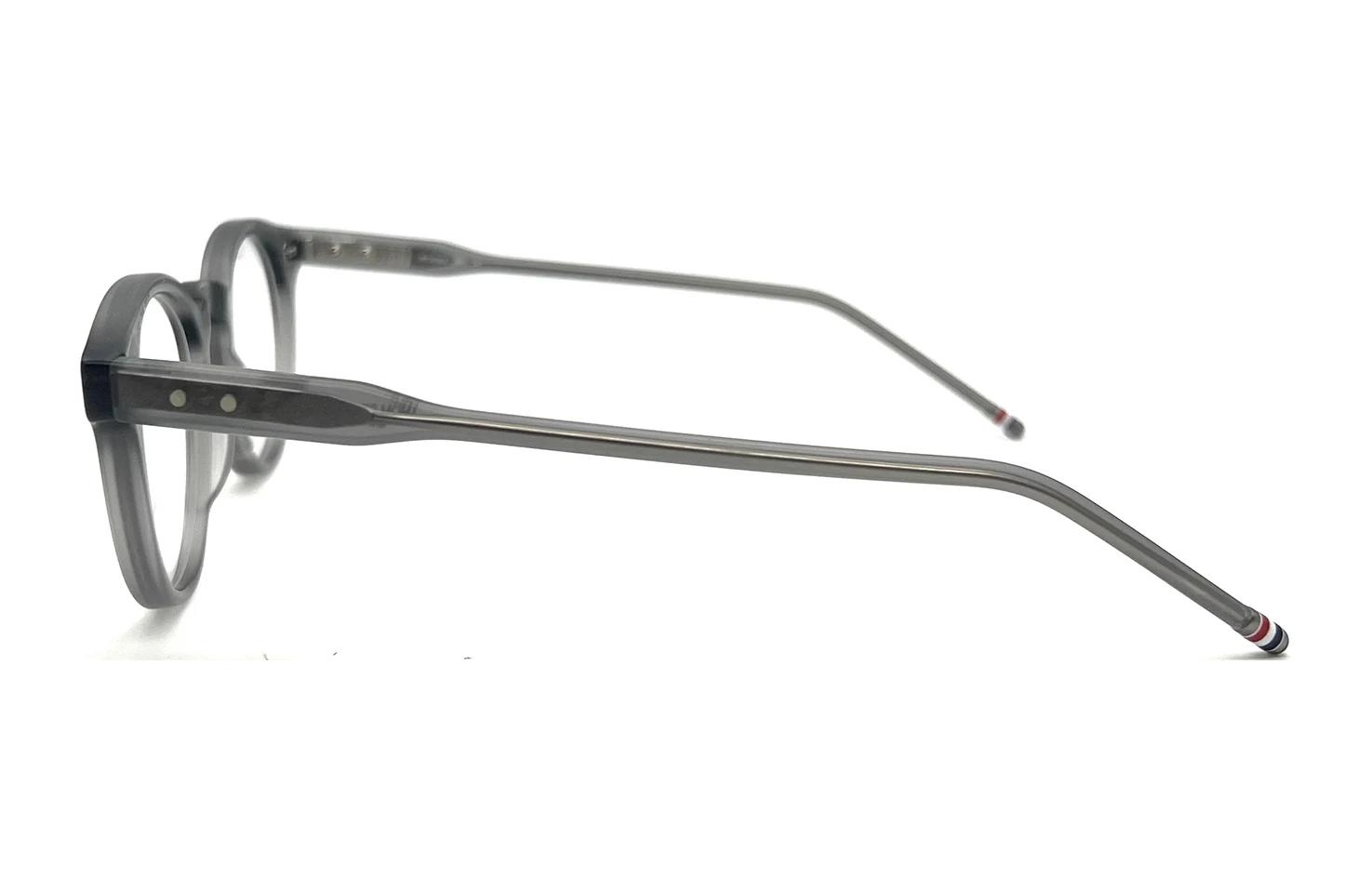 Shop (W) Gafas Ópticas Grises Ovaladas Thom Browne con Patillas a Rayas. UEO404AG0002060