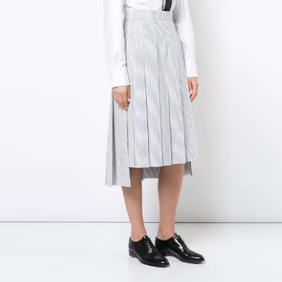 (W) 톰 브라운 시어서커 스트라이프 비대칭 플리츠 맥시 스커트. FGC400A-00572-035 Details for (W) 톰 브라운 시어서커 스트라이프 비대칭 플리츠 맥시 스커트. FGC400A-00572-035